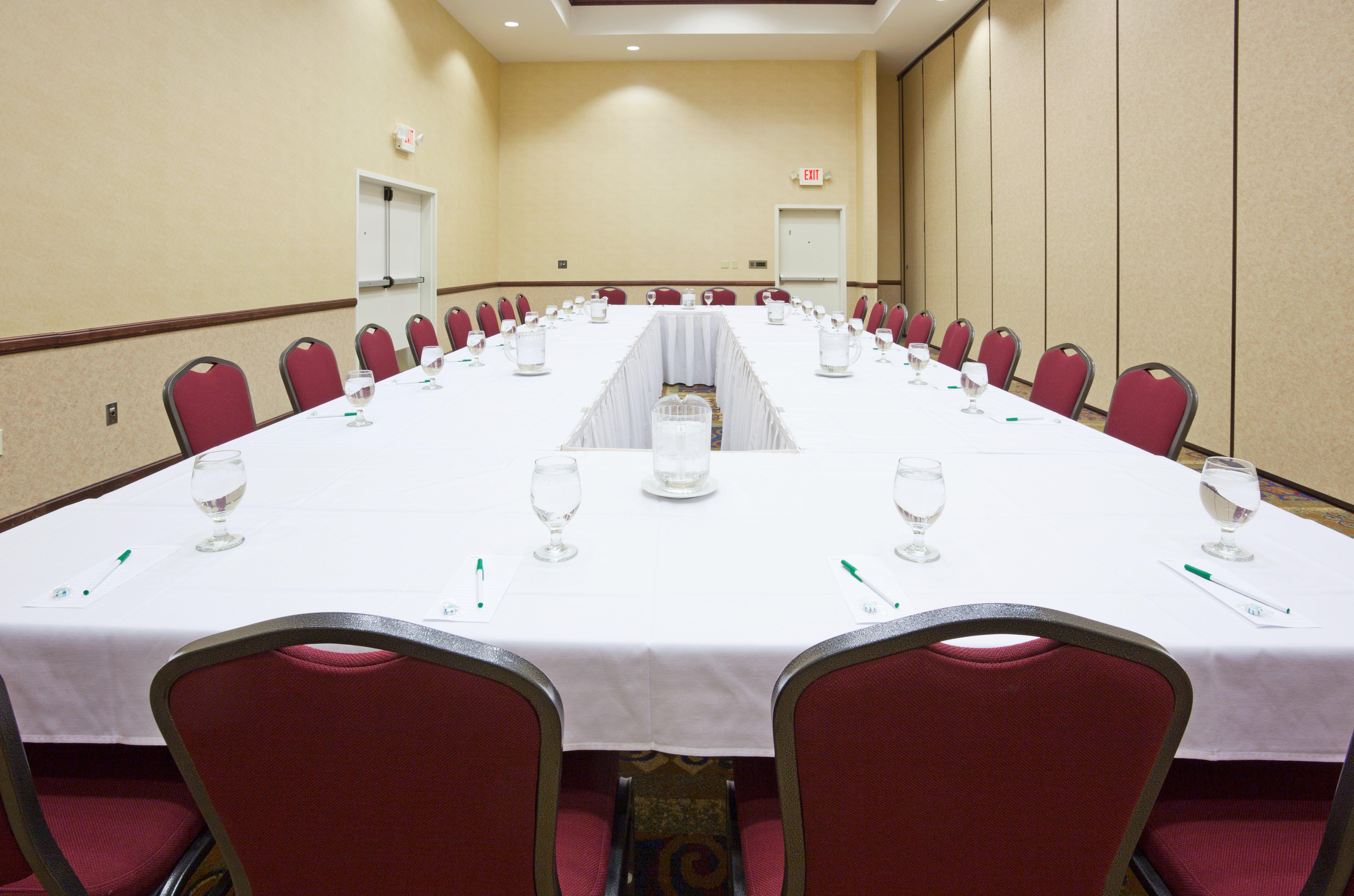 Holiday Inn Conference Center Marshfield, An Ihg Hotel Dış mekan fotoğraf