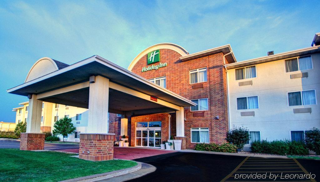 Holiday Inn Conference Center Marshfield, An Ihg Hotel Dış mekan fotoğraf