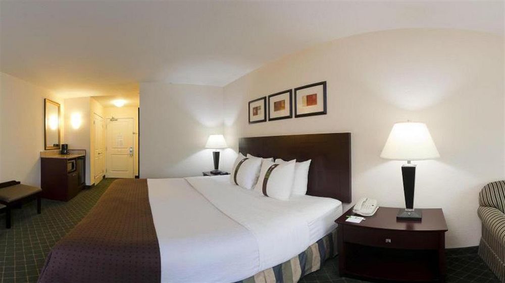 Holiday Inn Conference Center Marshfield, An Ihg Hotel Dış mekan fotoğraf